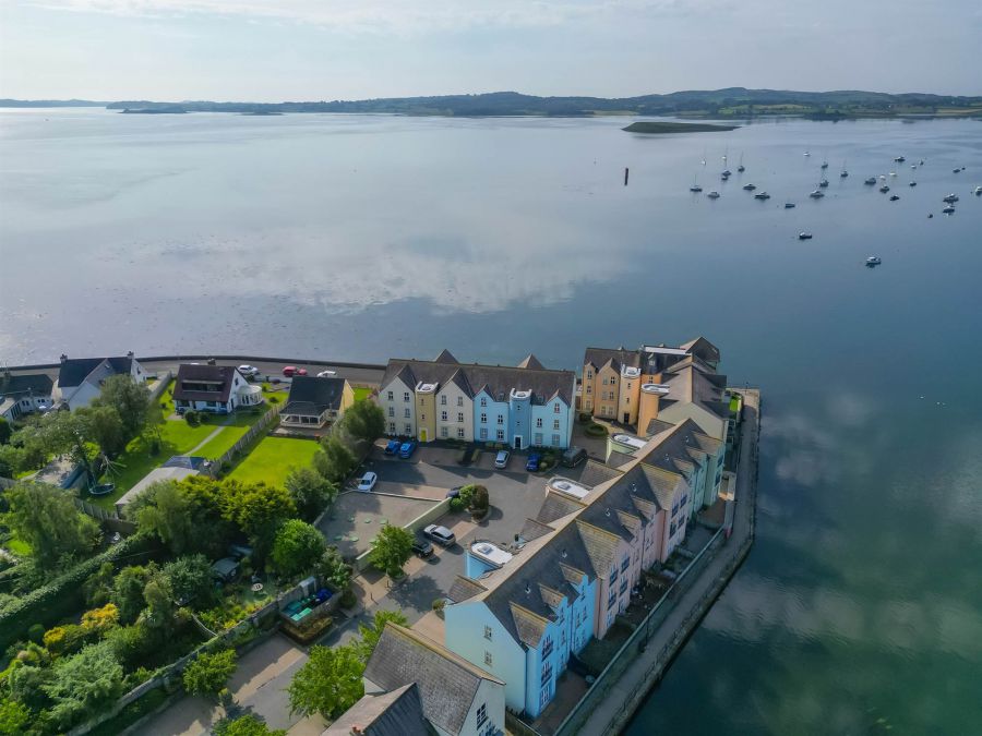 48 The Quay