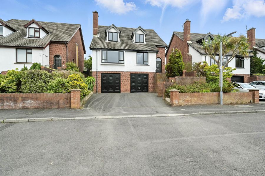 8 Riverside Avenue