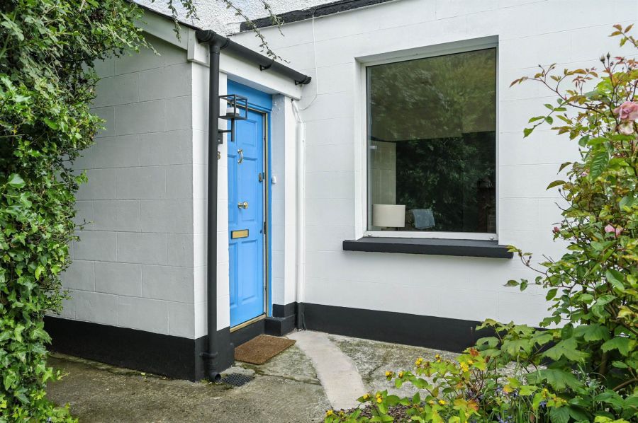 46 Newtownards Road