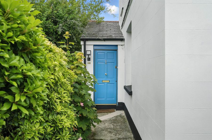 46 Newtownards Road