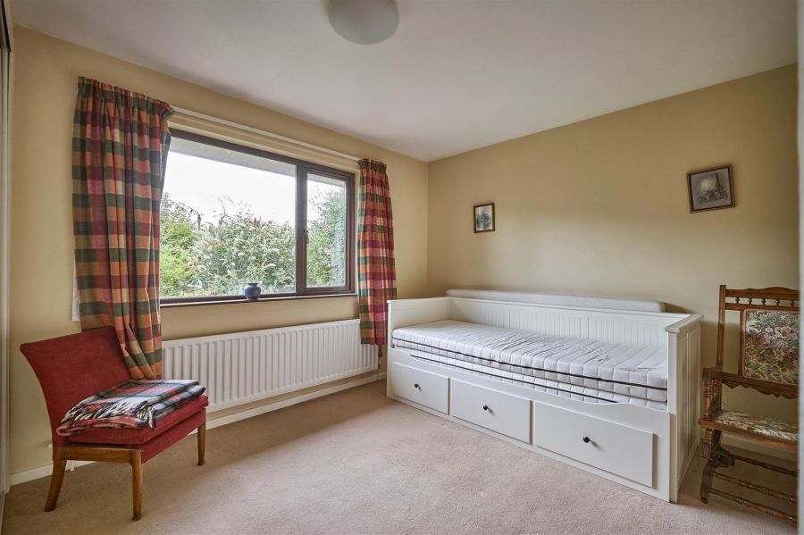 4 Croft Close