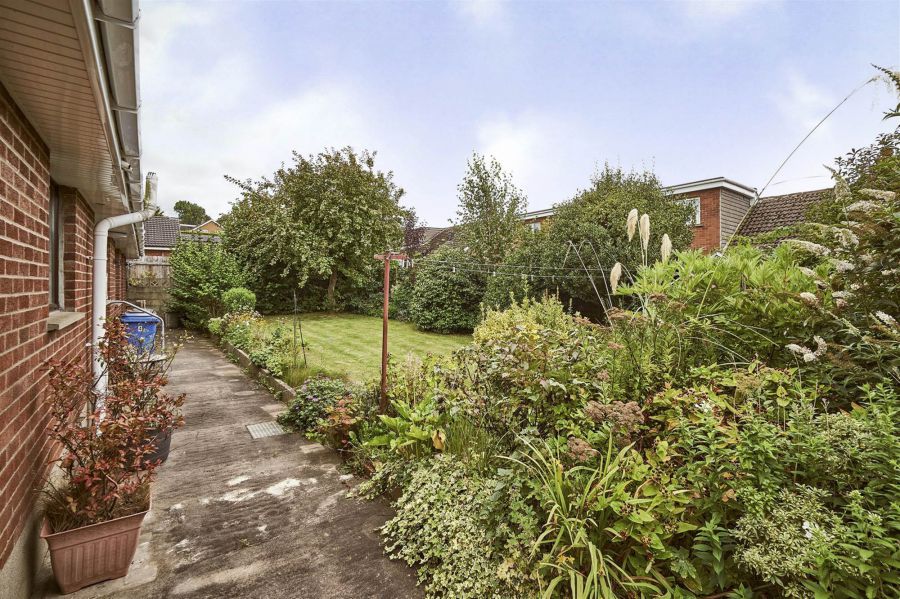 4 Croft Close