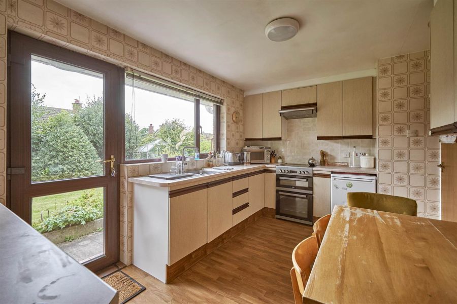 4 Croft Close