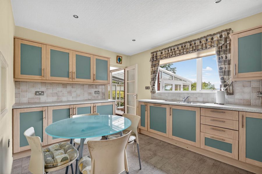 1 Croft Gardens