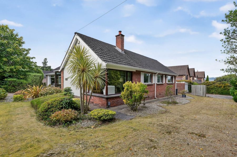 1 Croft Gardens