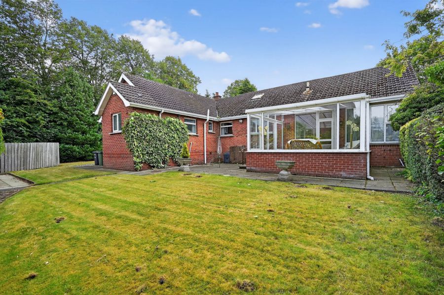 1 Croft Gardens