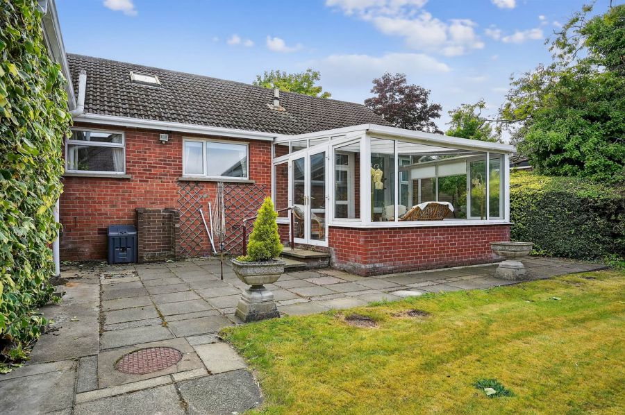 1 Croft Gardens