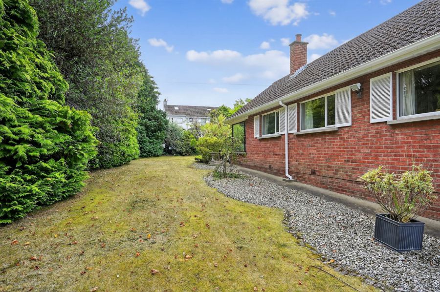 1 Croft Gardens