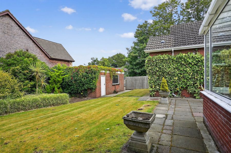 1 Croft Gardens