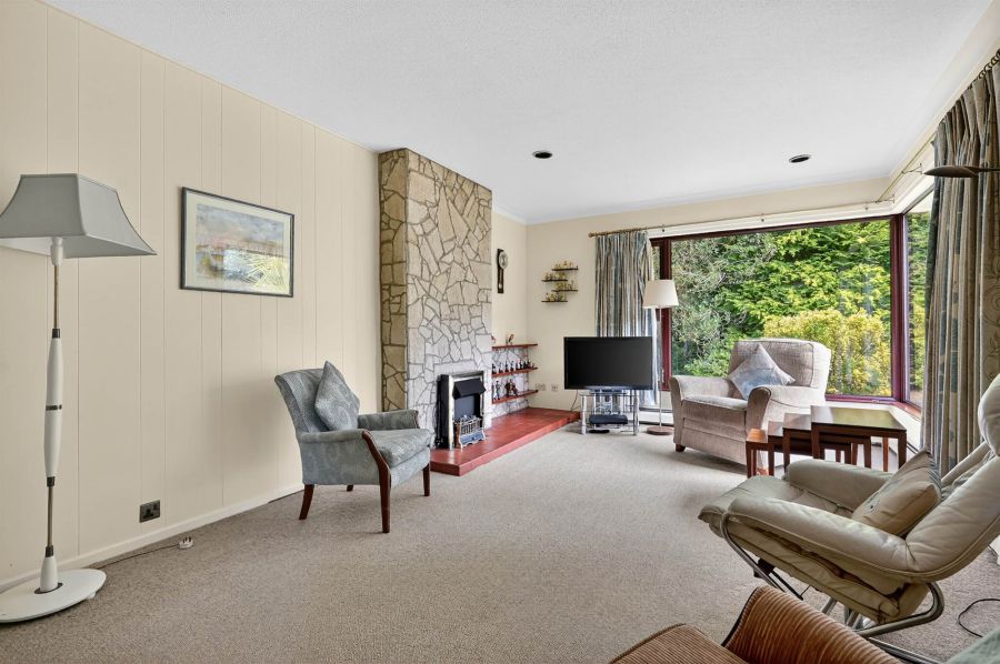 1 Croft Gardens