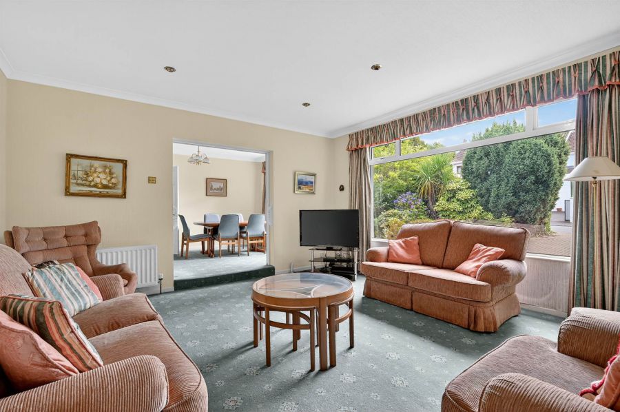 1 Croft Gardens