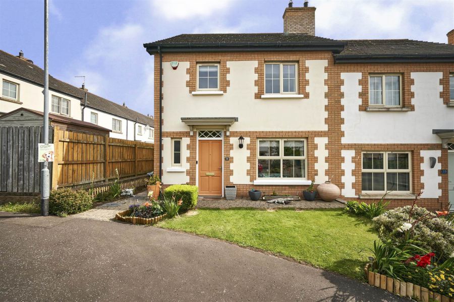 36 Coopers Mill Court,Dundonald, Belfast, BT16 1SZ