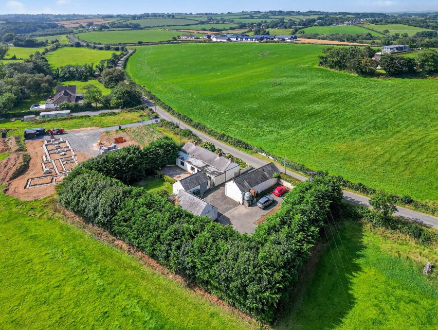 9 Ballygraffan Road