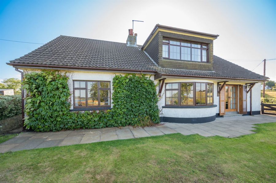 37 Bayview Road