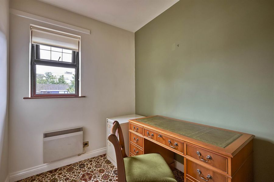 4 Windmill Court