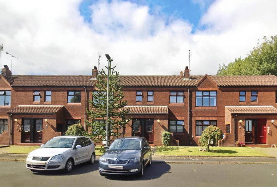4 Windmill Court
