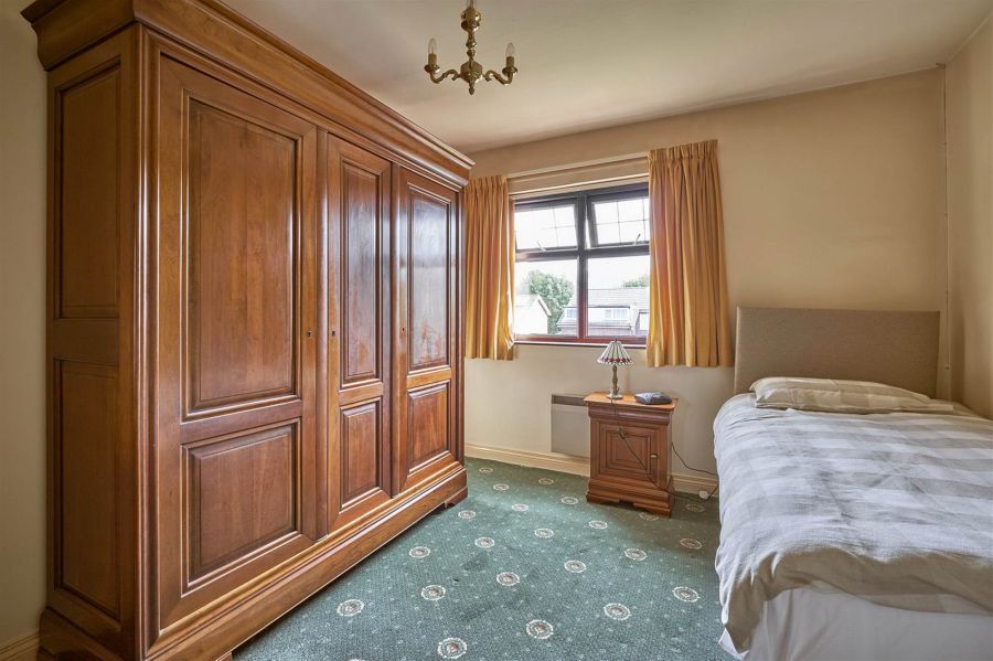 4 Windmill Court