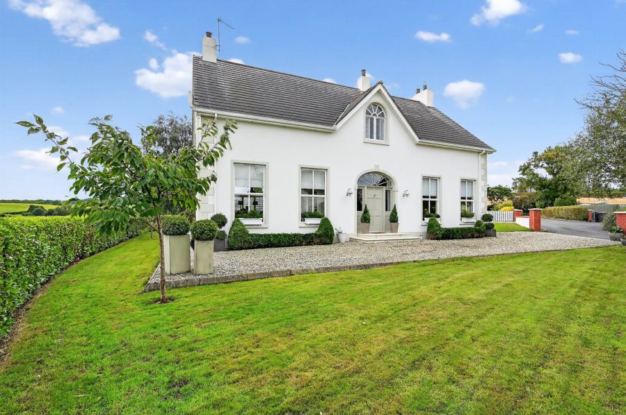 14 Peartree Hill