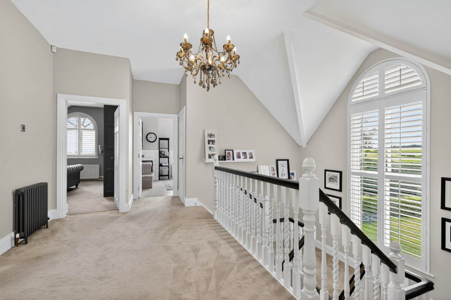 14 Peartree Hill