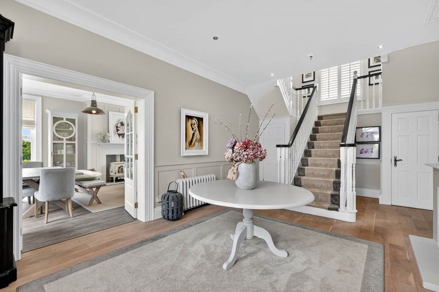 14 Peartree Hill
