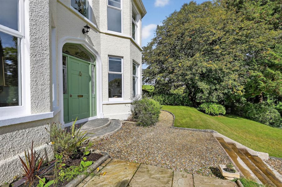 95 Belfast Road
