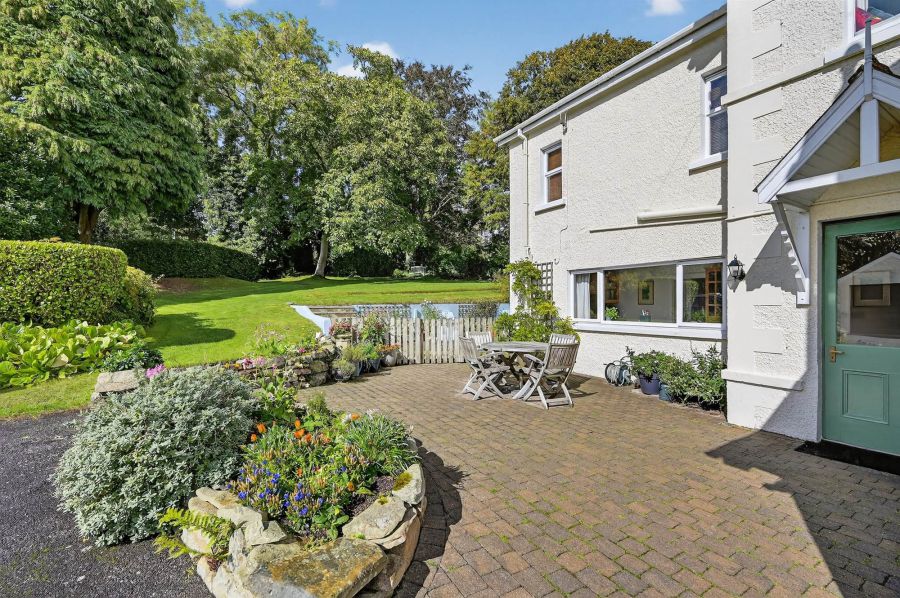 95 Belfast Road