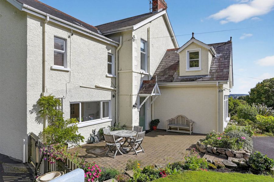 95 Belfast Road