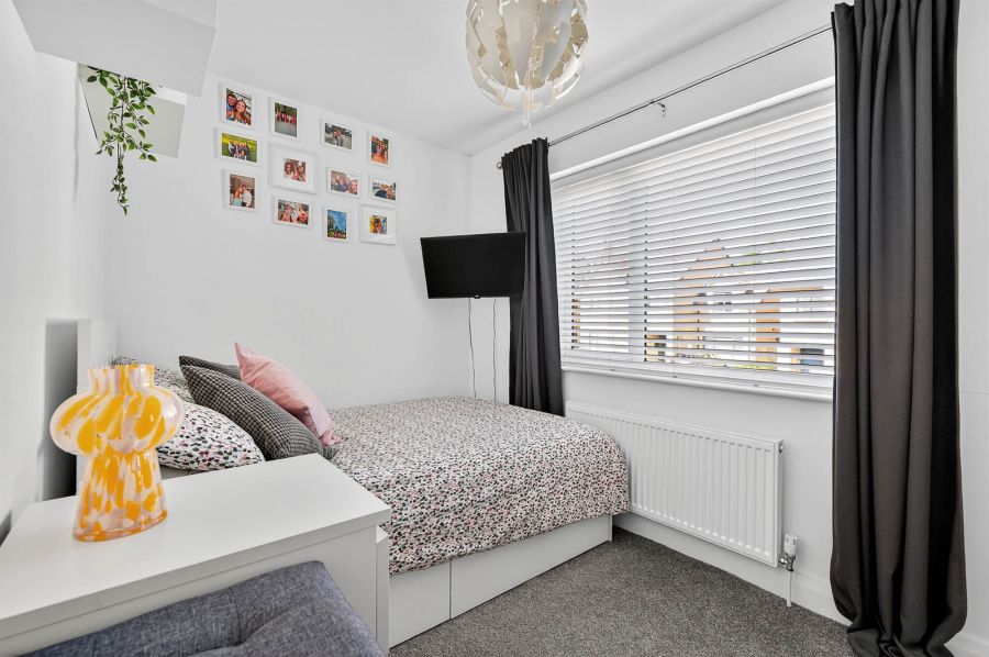 20 Crawfords Farm Grove