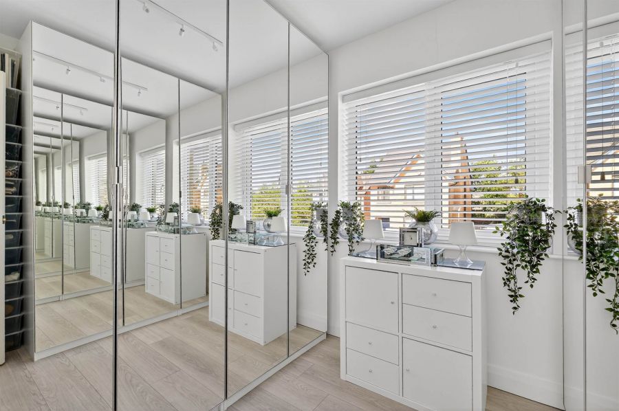 20 Crawfords Farm Grove