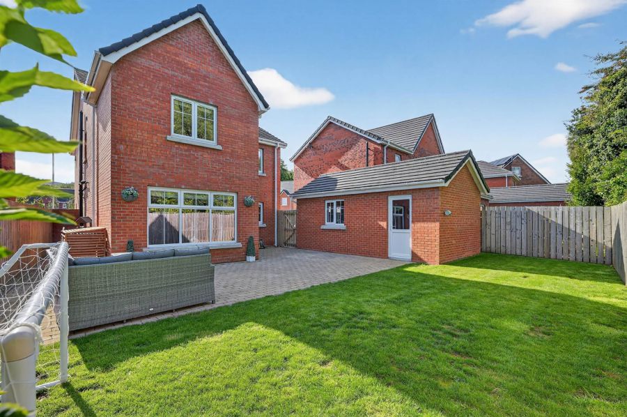 31 Manse Gate