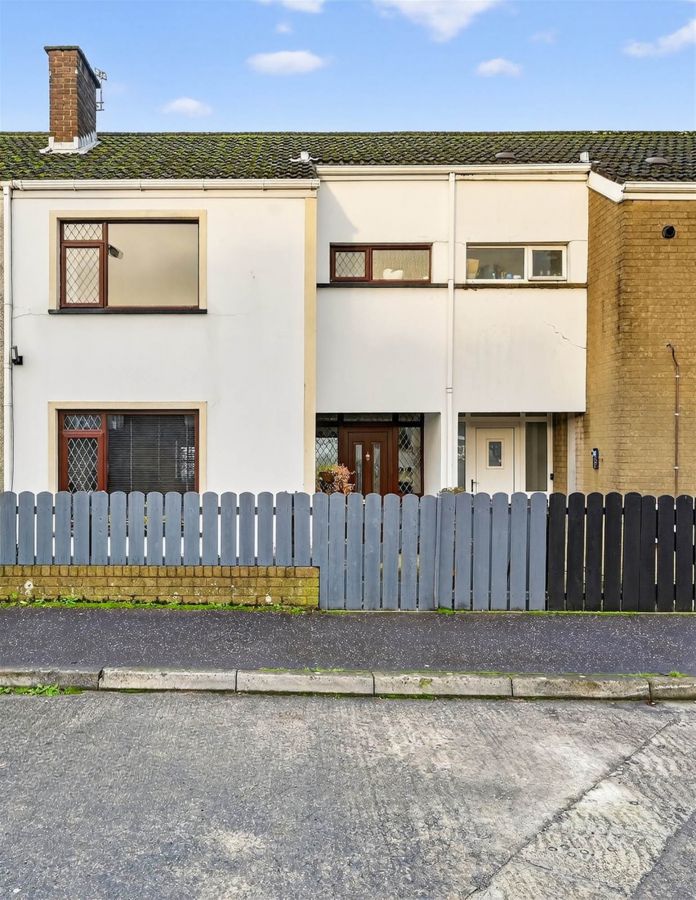 13 Hillview Place, Holywood, BT18 9DL