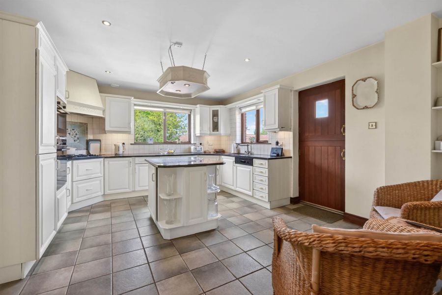 6 Avonvale