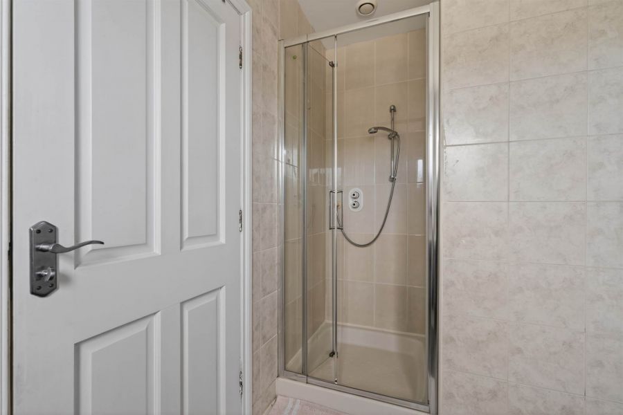 6 Avonvale