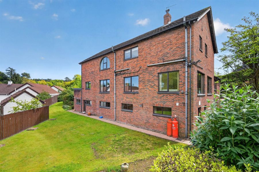 6 Avonvale