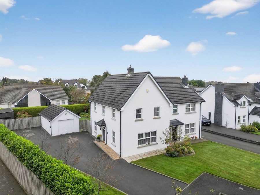 15 Oakwood Park