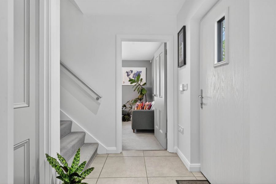 15 Oakwood Park