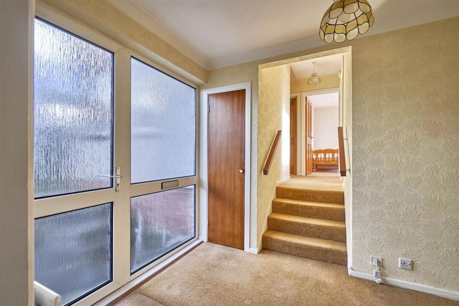 12 Strathleven Park