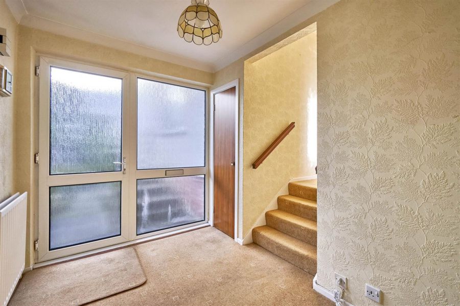 12 Strathleven Park