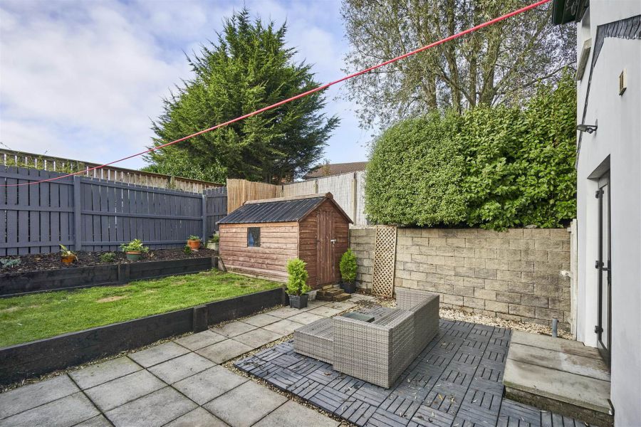 75 Brook Lane