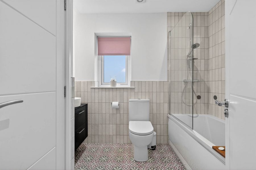 28 Crawfords Farm Grove