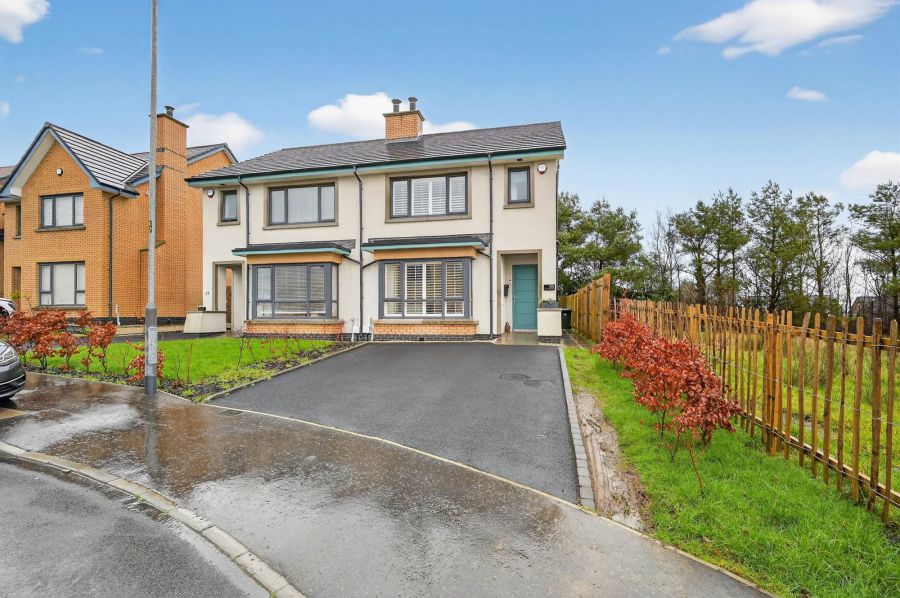 28 Crawfords Farm Grove