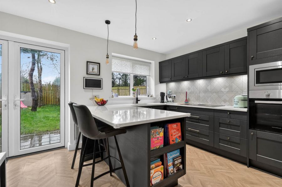 28 Crawfords Farm Grove