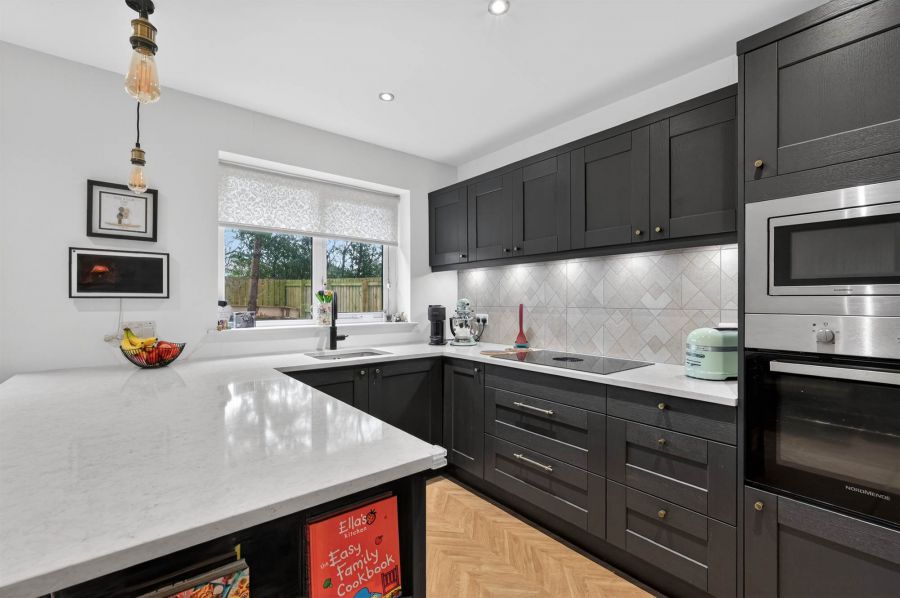 28 Crawfords Farm Grove