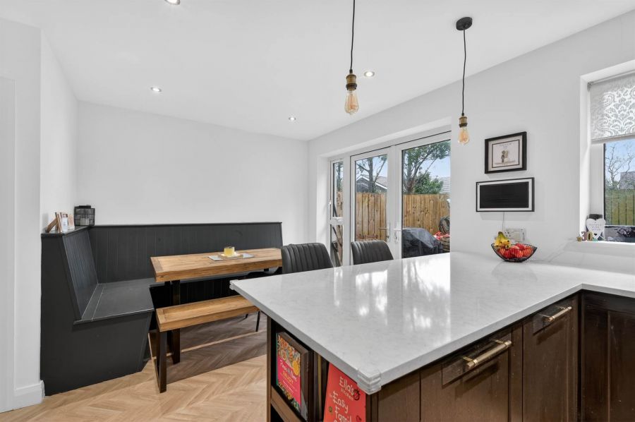 28 Crawfords Farm Grove