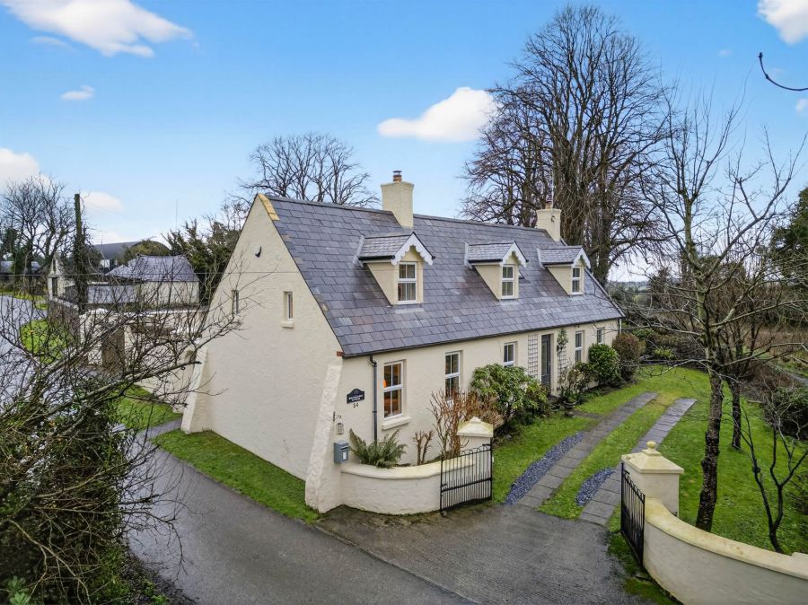 Ballysallagh Cottage, 54 Craigantlet Road