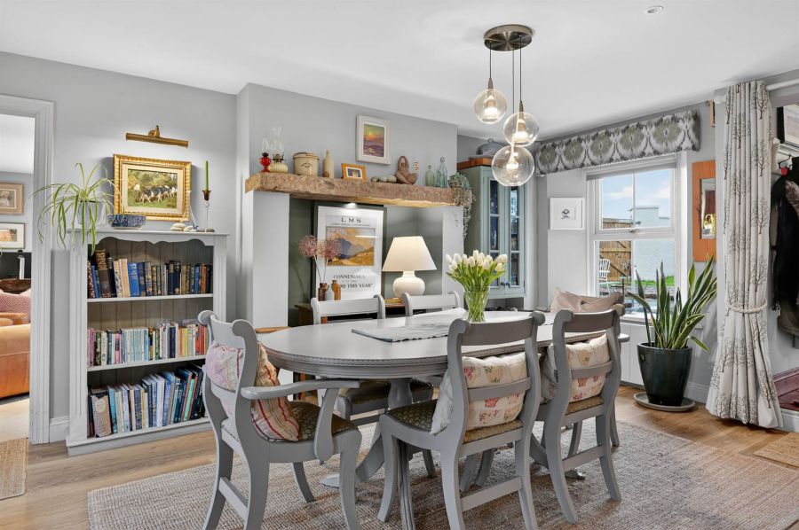 Ballysallagh Cottage, 54 Craigantlet Road