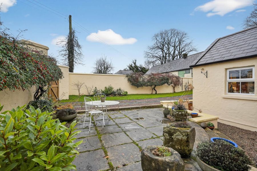 Ballysallagh Cottage, 54 Craigantlet Road