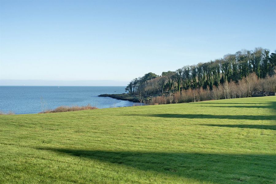 Apt 2, 1 Station Square