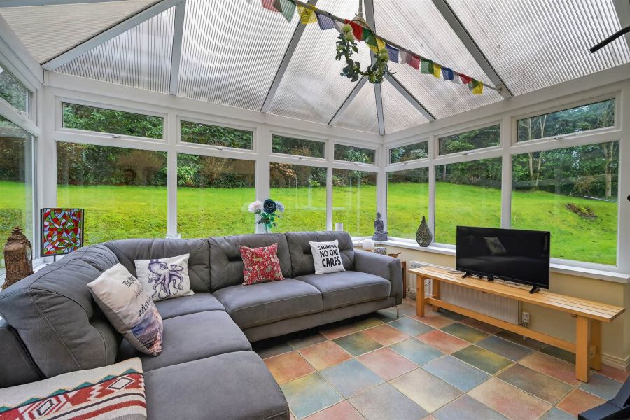 31 Glen Ebor Park