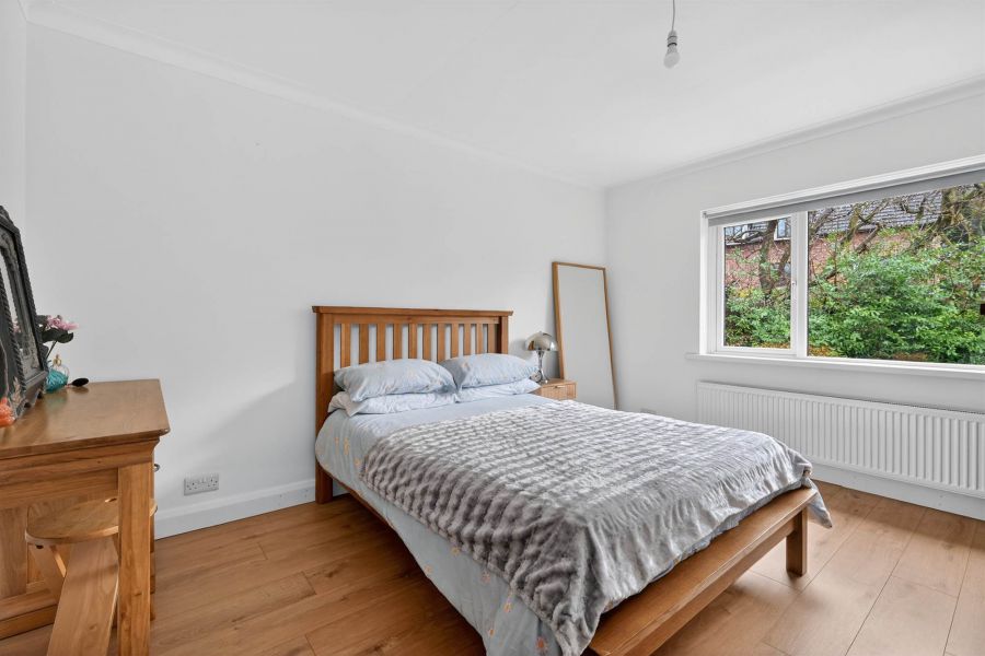 31 Glen Ebor Park